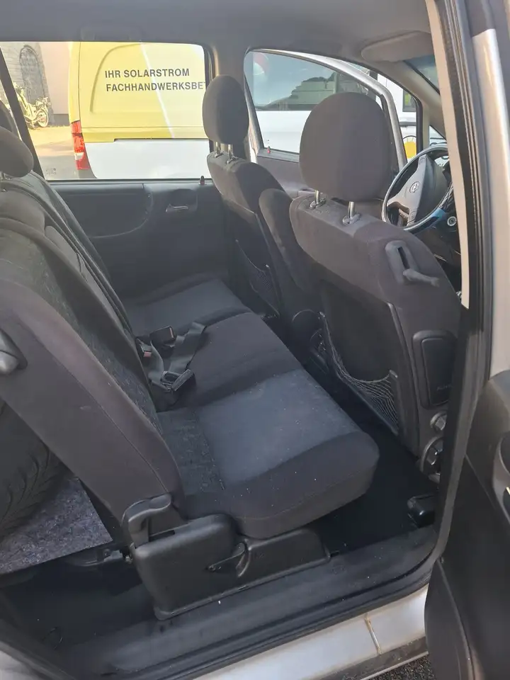 Opel Zafira 1.8 16V Elegance VB, foto 6