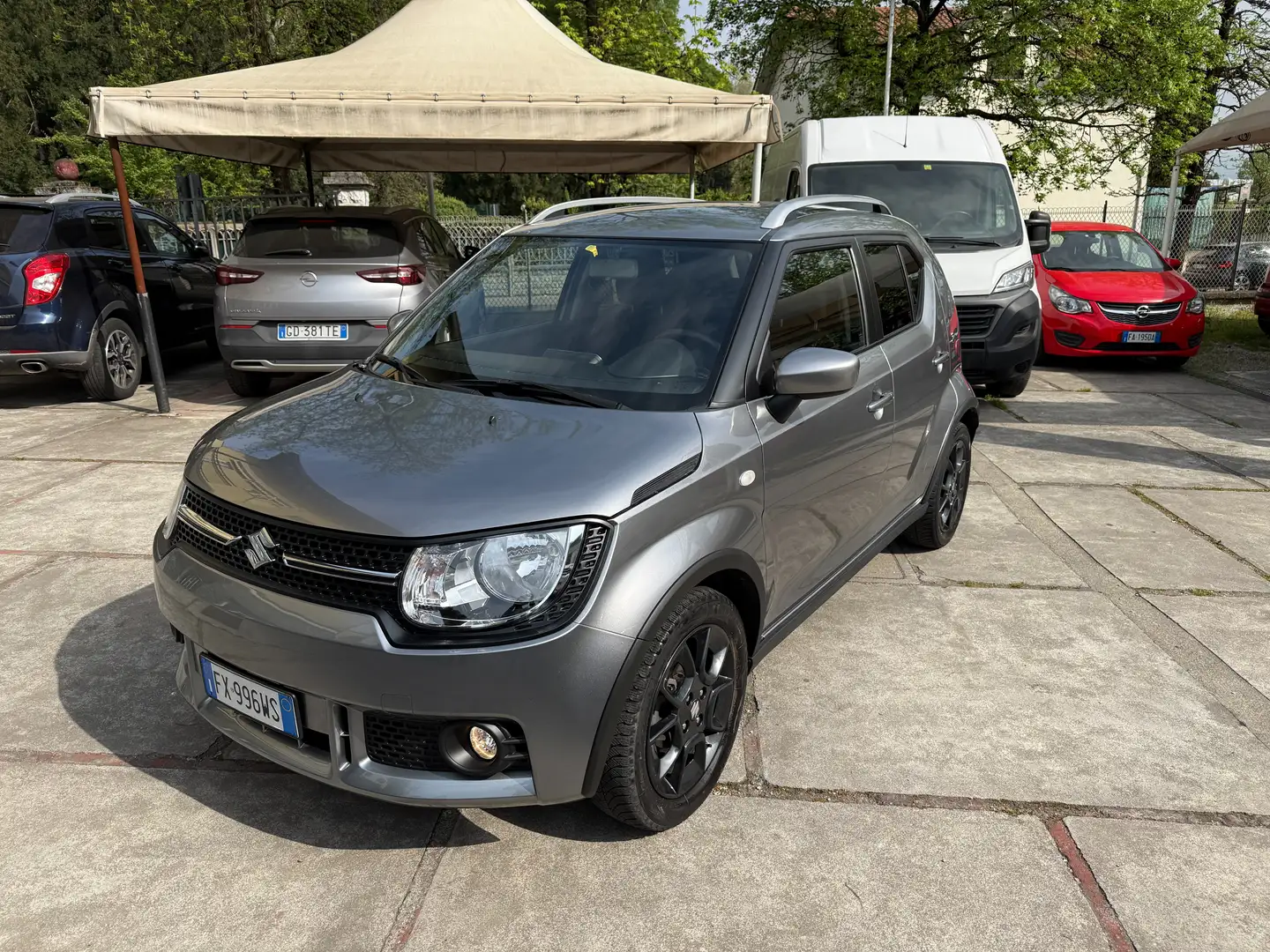 Suzuki Ignis 1.2 dualjet iTop 4wd allgrip my19 Gris - 1