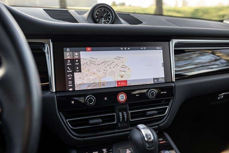 2024 Porsche Macan S AWD thumb 15