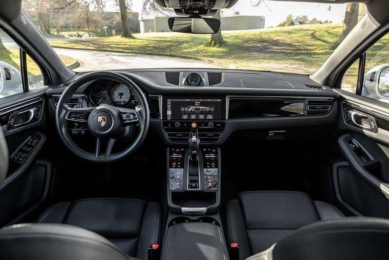 2024 Porsche Macan S AWD thumb 18