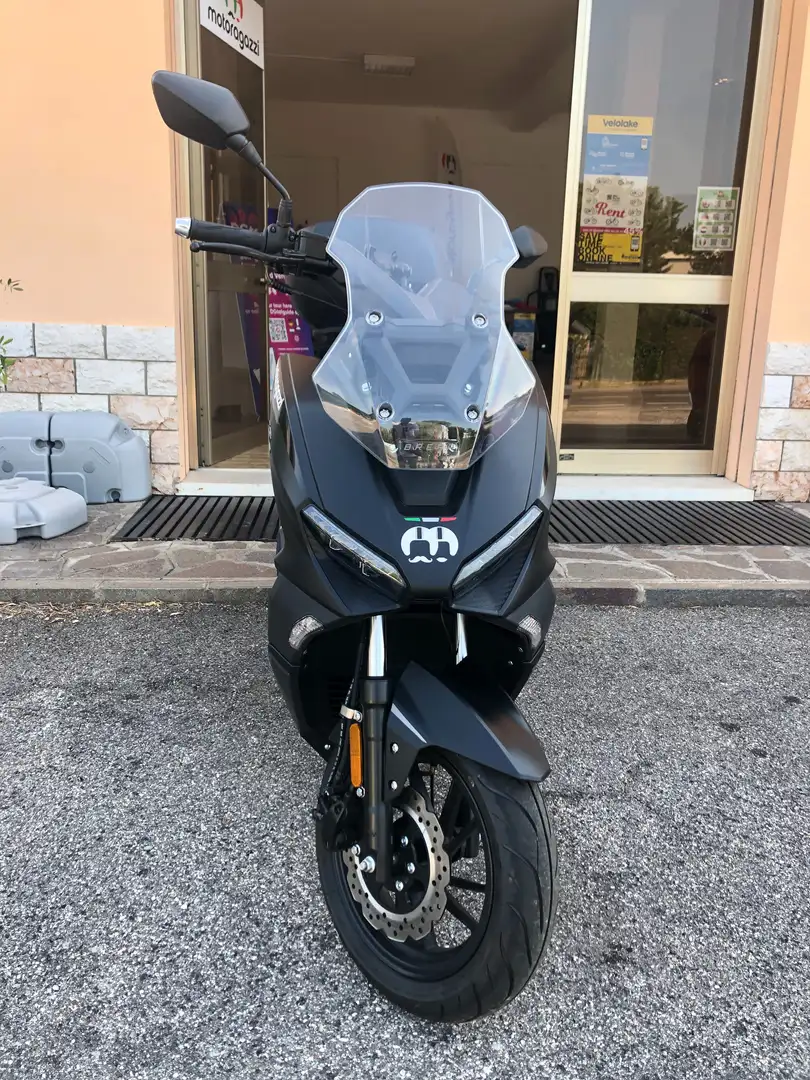 KL Motors Brera 125 Negro - 1