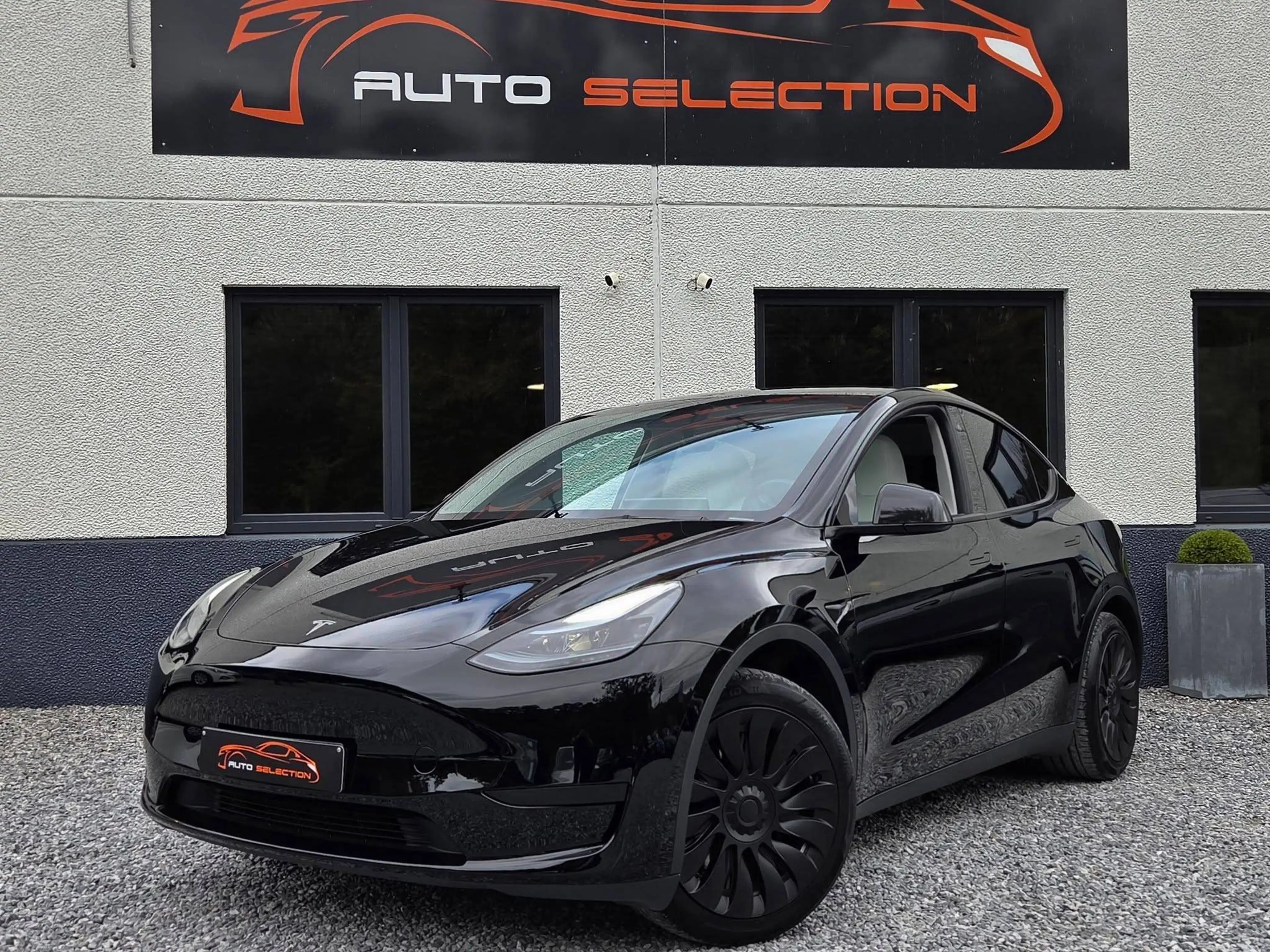 Tesla Model Y RWD | FULL BLACK | AUTOPILOT | TVA
