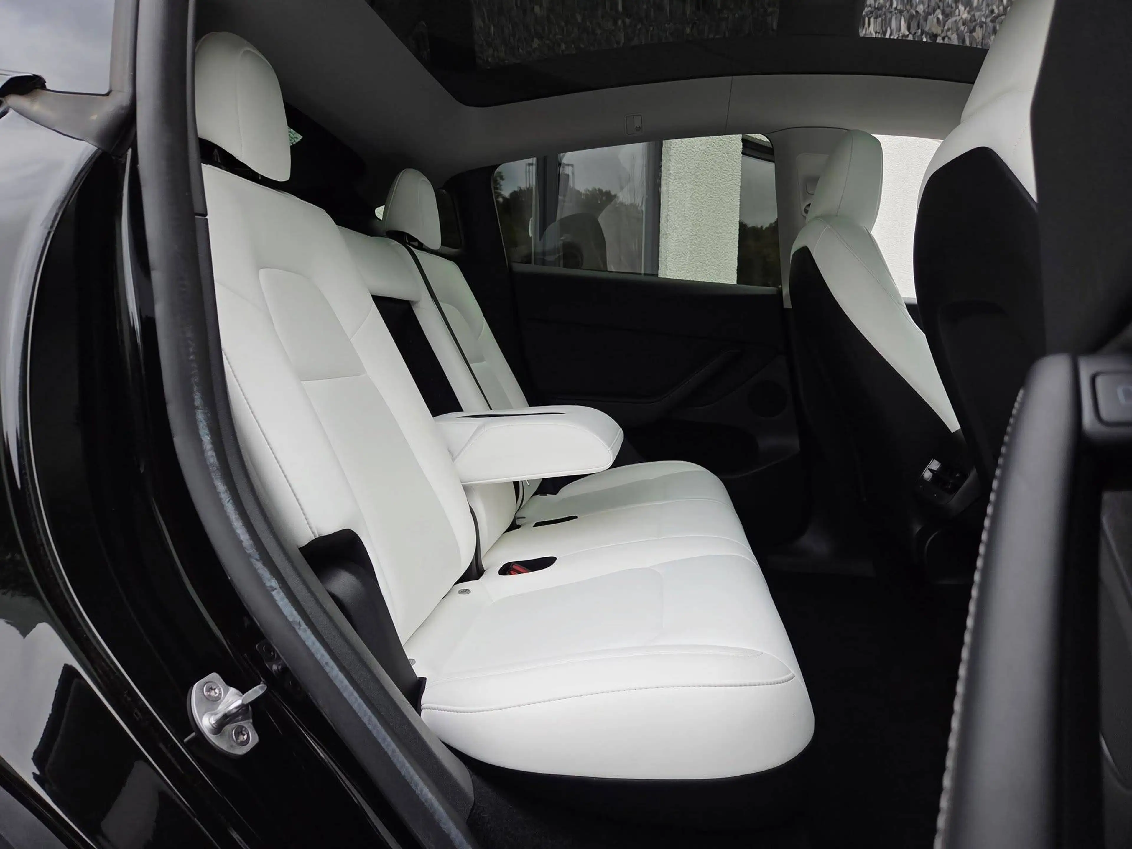 Tesla Model Y RWD | FULL BLACK | AUTOPILOT | TVA — photo 11