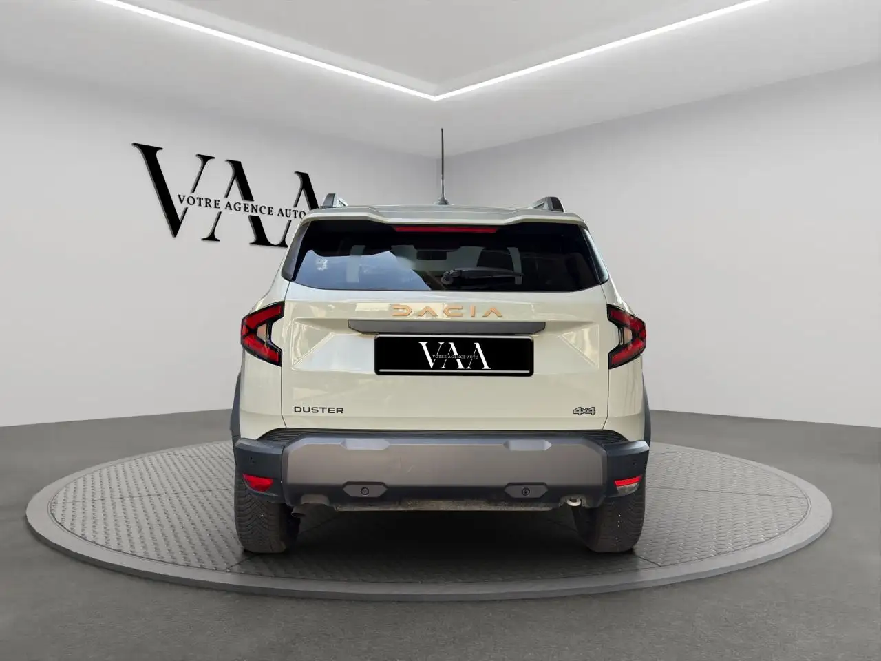 Dacia Duster — photo 8