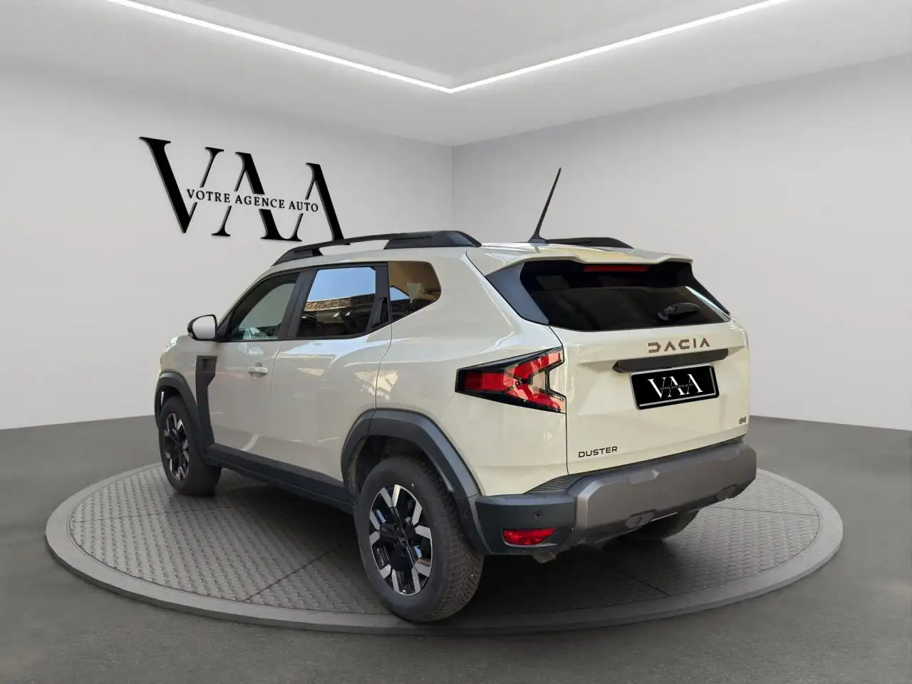 Dacia Duster — photo 3