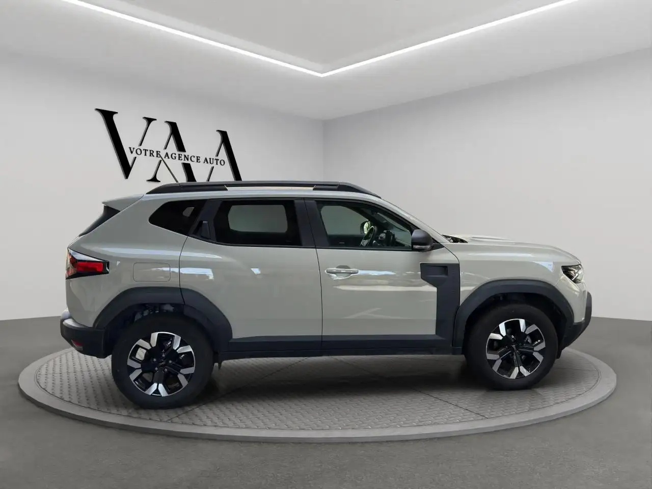 Dacia Duster — photo 5