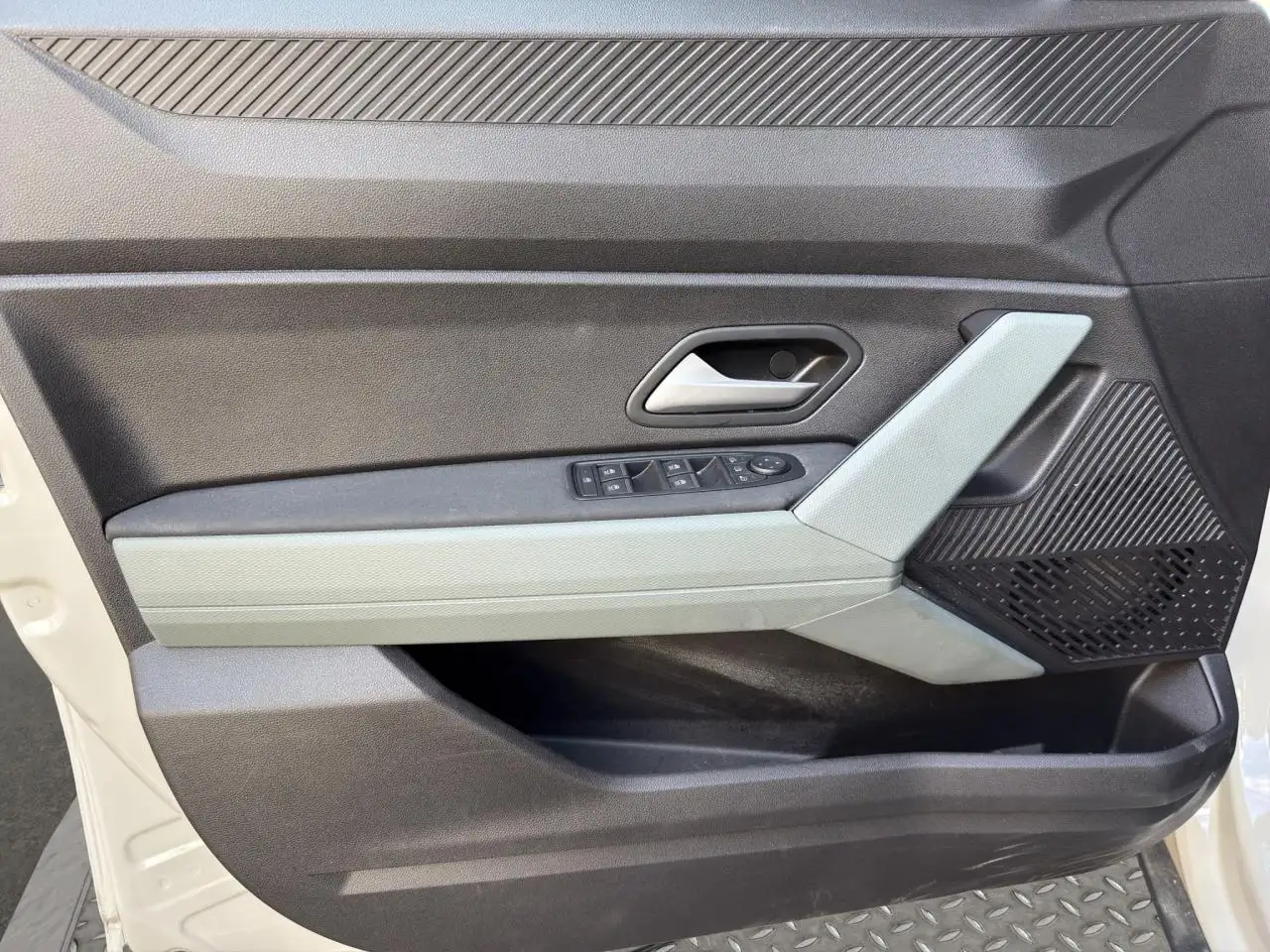 Dacia Duster — photo 12