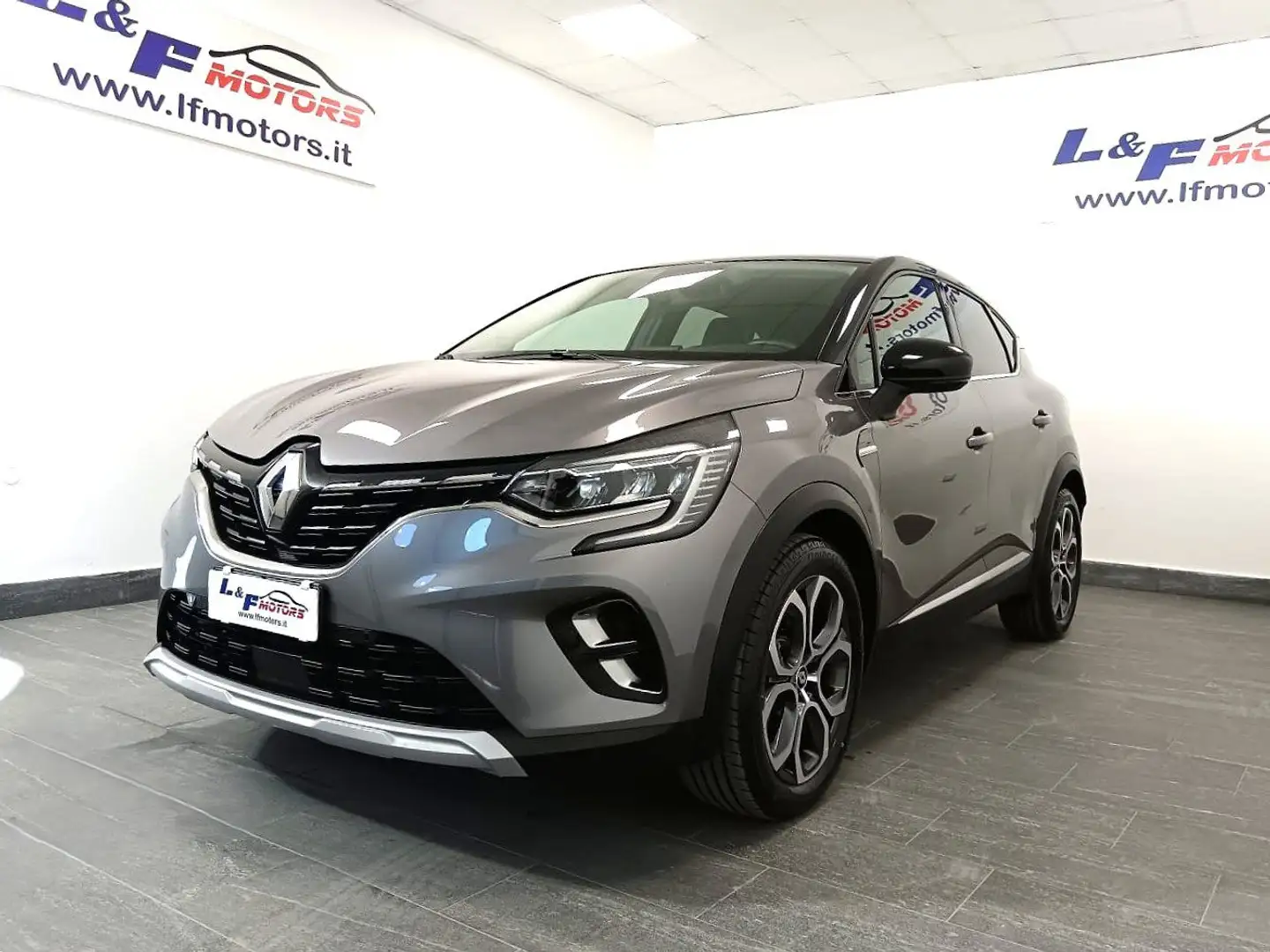 Renault Captur Plug-in Hybrid E-Tech 160 CV Intens Gris - 2
