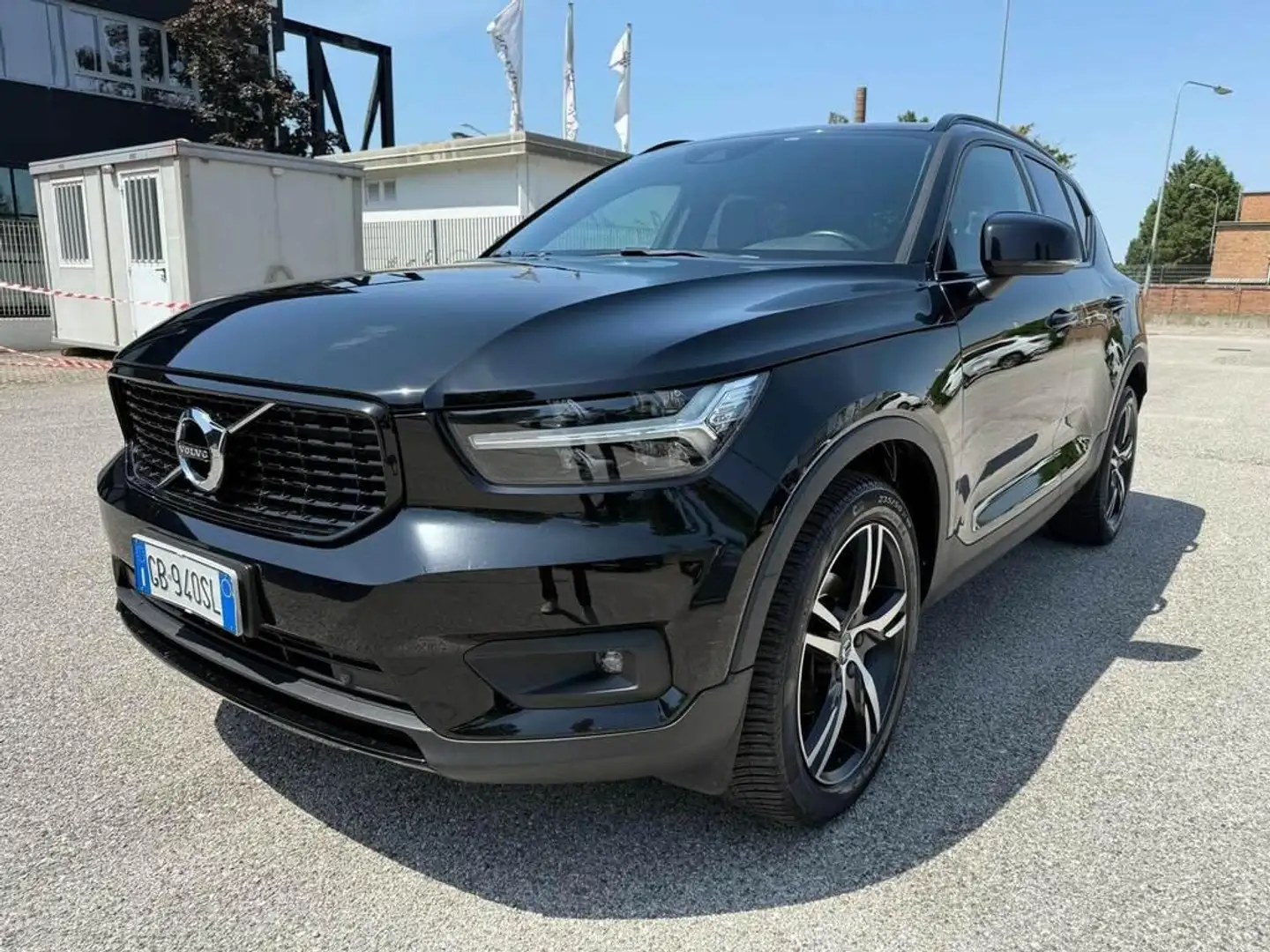 Volvo XC40 2.0 D3 R-design auto my21 - 1