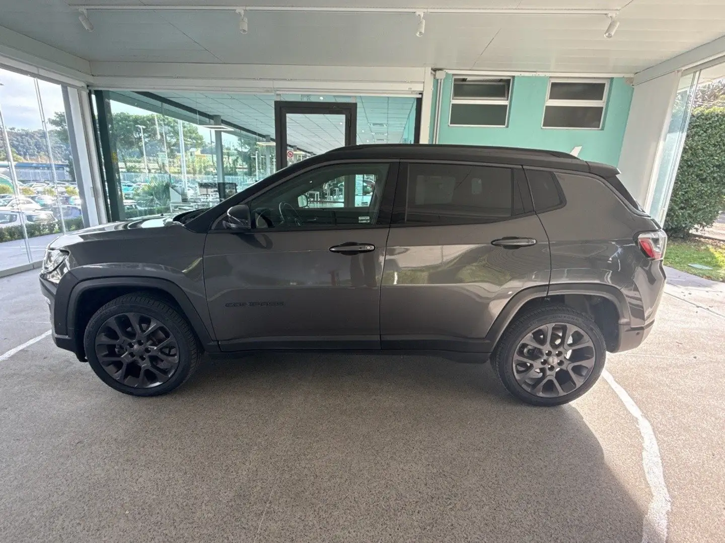 Jeep Compass 1.6 MJet II 88kW S Nero - 2