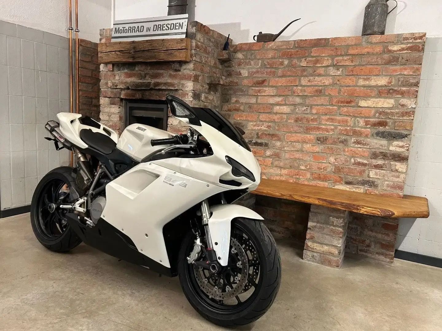 Ducati 848 Bianco - 1