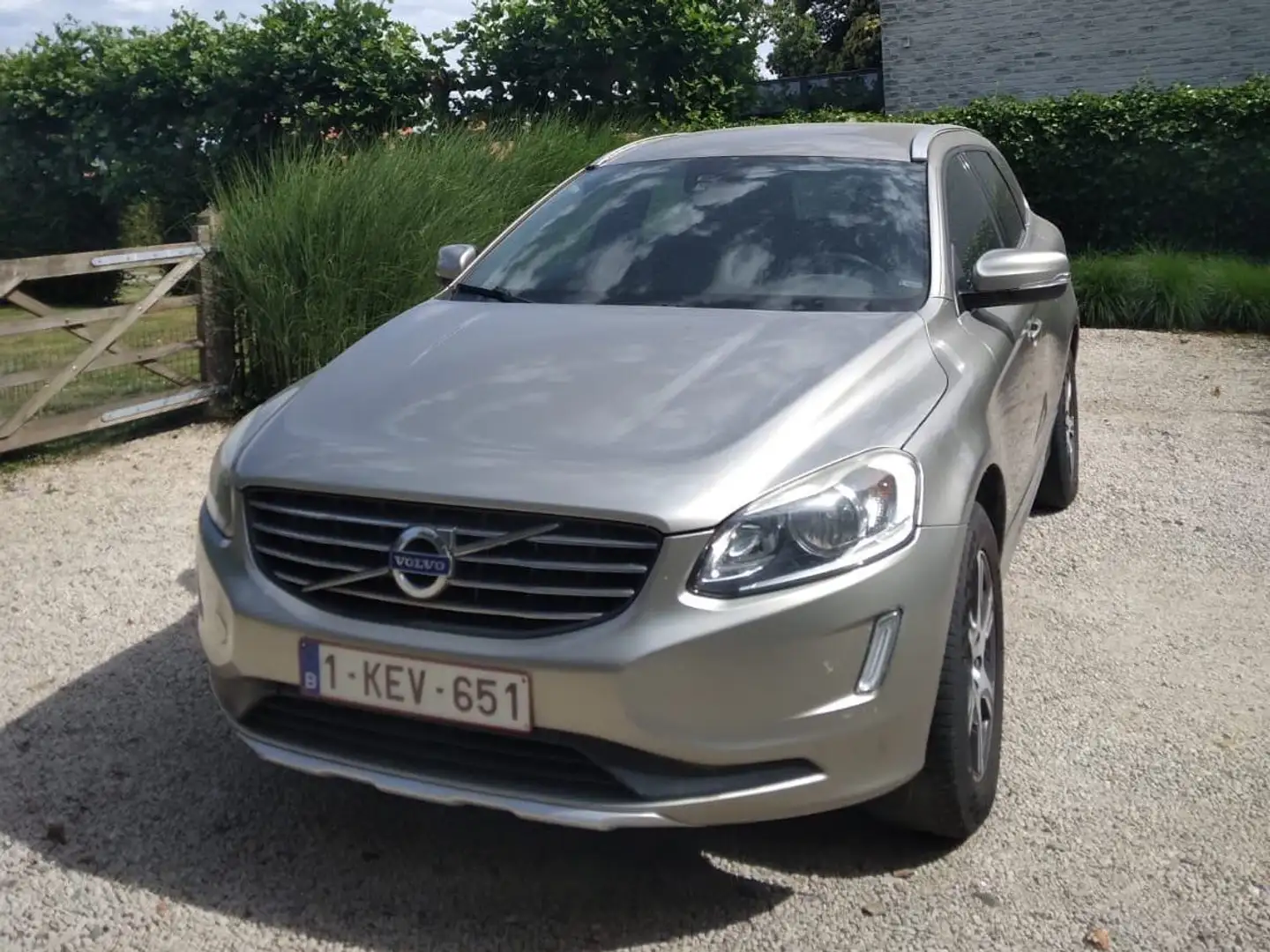 Volvo XC60 XC60 D4 AWD Summum Beige - 1