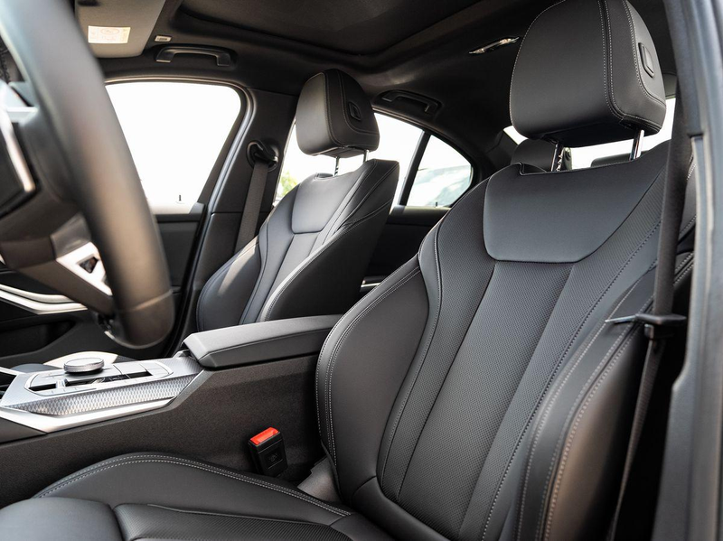 BMW 320 i Limousine M-Sport GSD Navi ParkAss S-Glas — photo 11