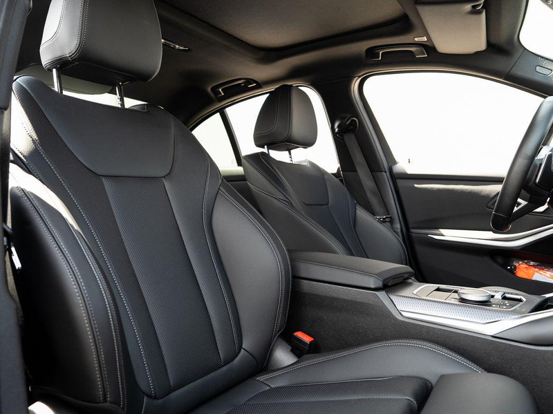 BMW 320 i Limousine M-Sport GSD Navi ParkAss S-Glas — photo 14