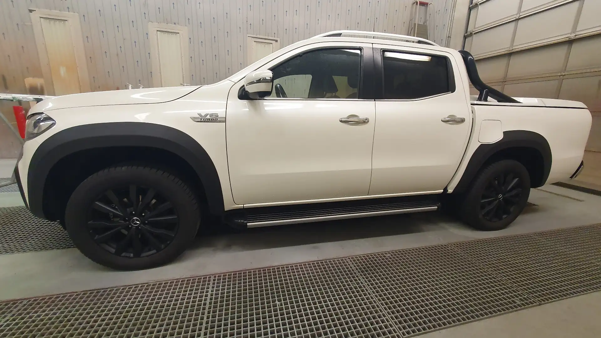 Mercedes-Benz X 350 d 4MATIC Power Aut. Weiß - 2