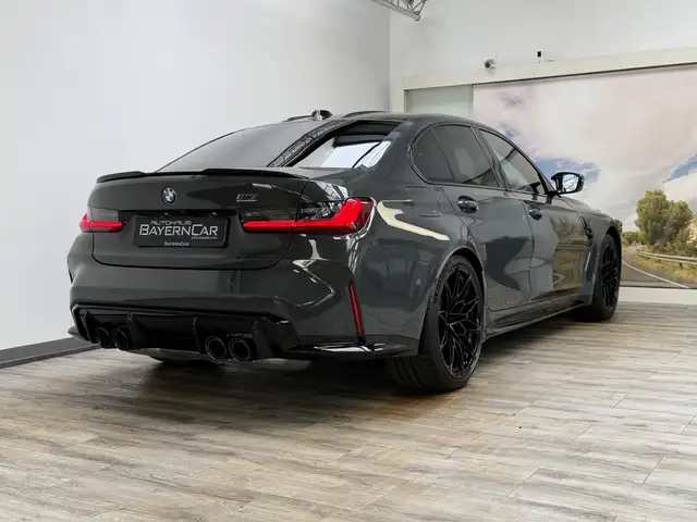 BMW M3 view 6