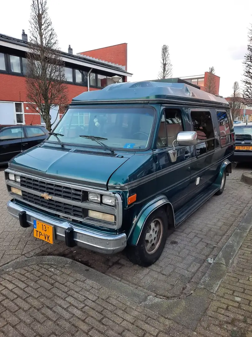 Chevrolet Chevy Van Winnebago Grün - 1