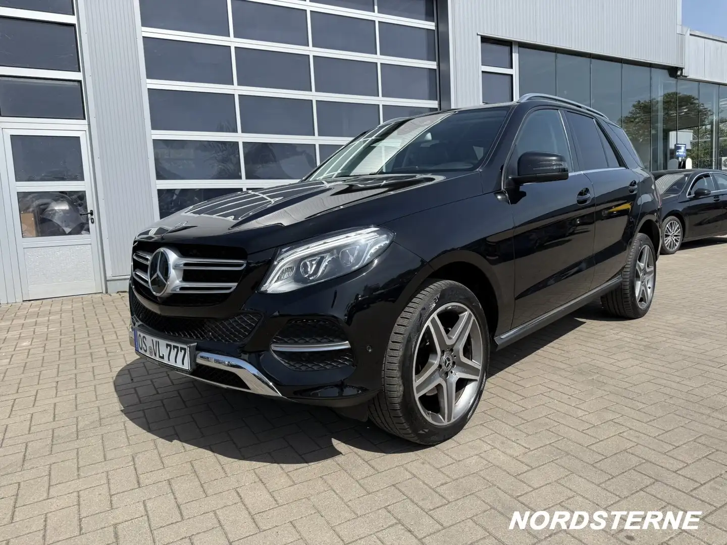 Mercedes-Benz GLE 350 GLE 350 d 4M AHK 3,5t AMG Räder Volleder Siyah - 2