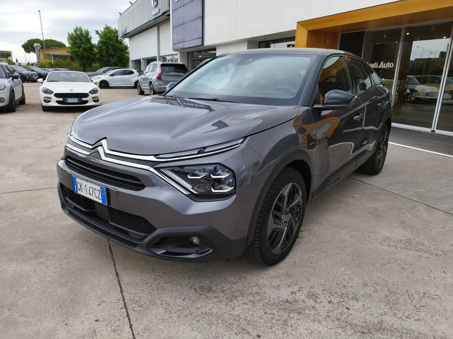 Citroen C4 C4 III 2021 1.2 puretech Shine s Grigio - 1