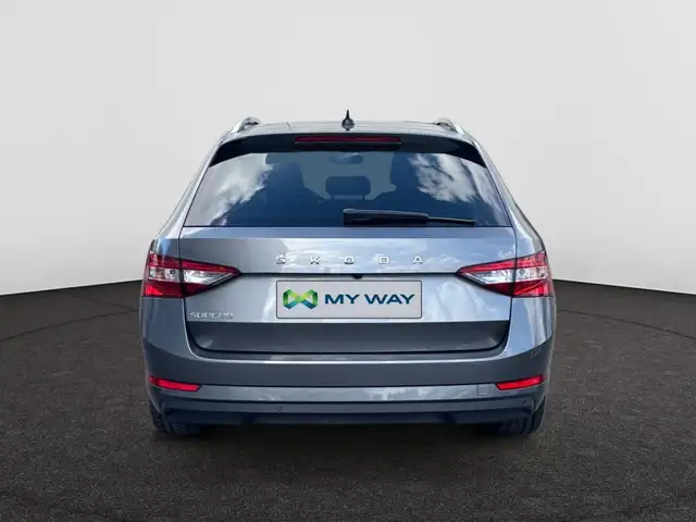 Skoda Superb view 9