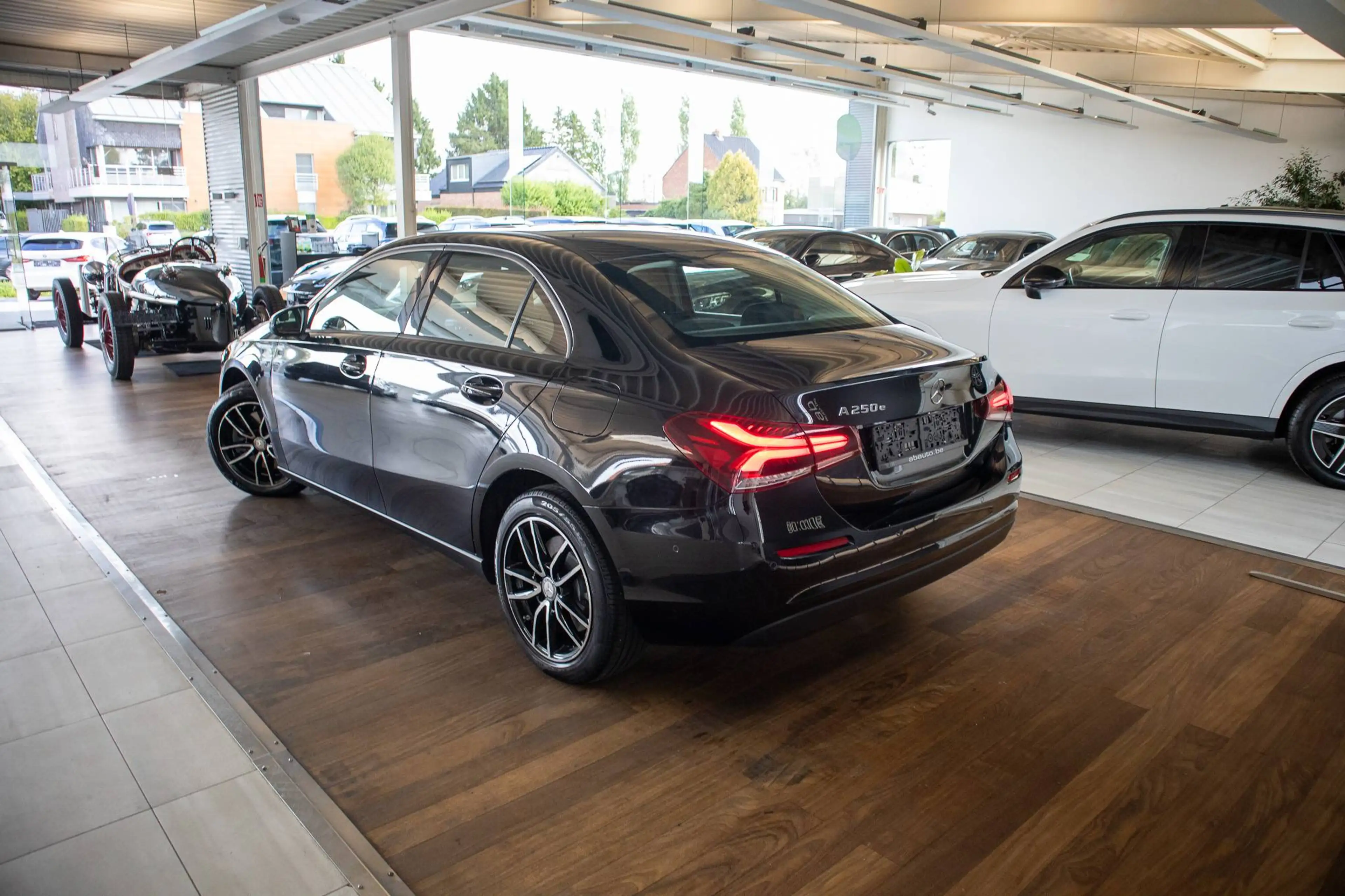 Mercedes-Benz A 250 e PLUG-IN, BERLINE, ZETELVERW., NAVI, CAMERA, DODE HOEK, LANE ASSIST, CC — photo 5