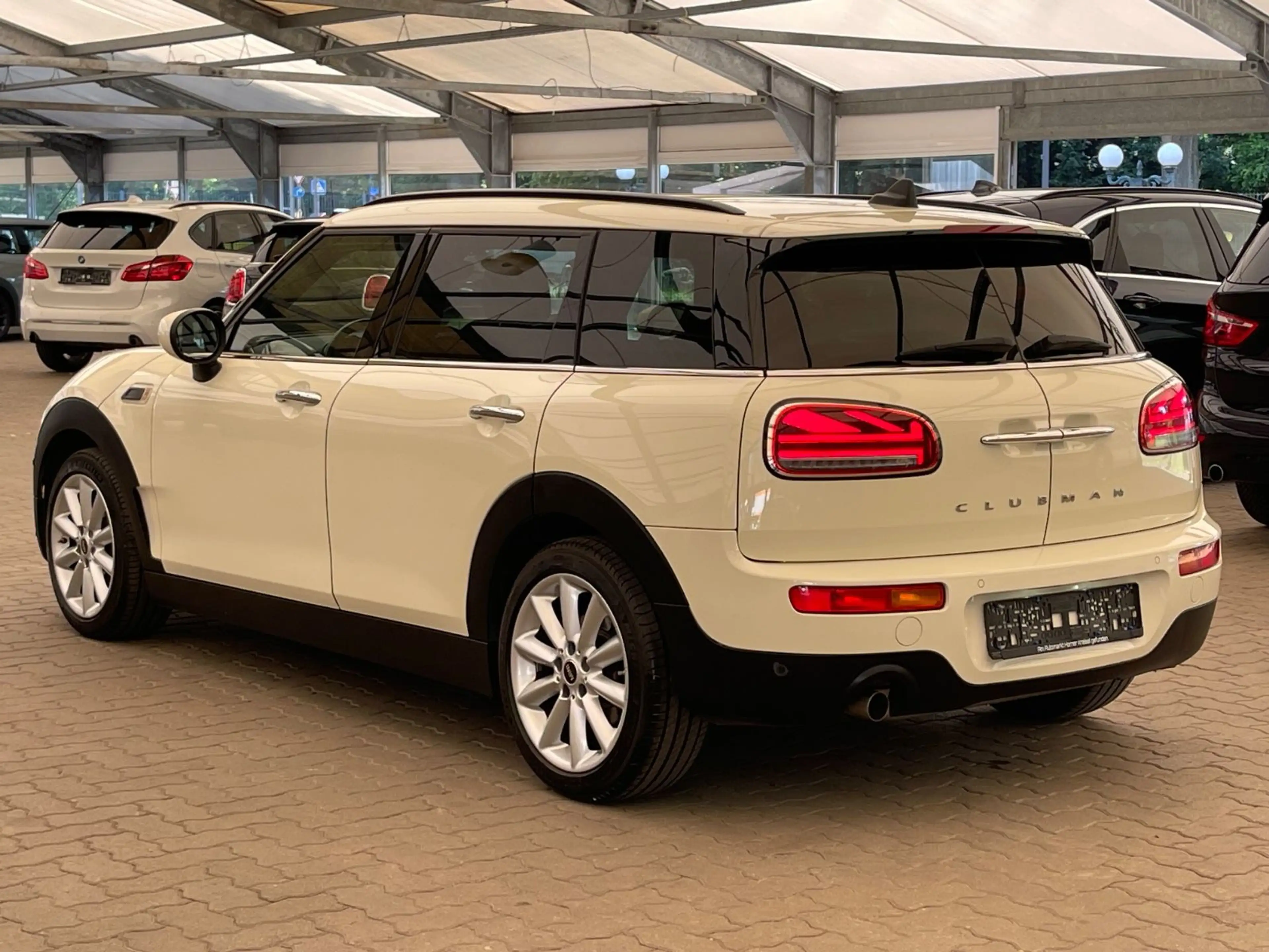 MINI One Clubman /Aut/Navi/LED/Apple CarPlay/24000Km — photo 5