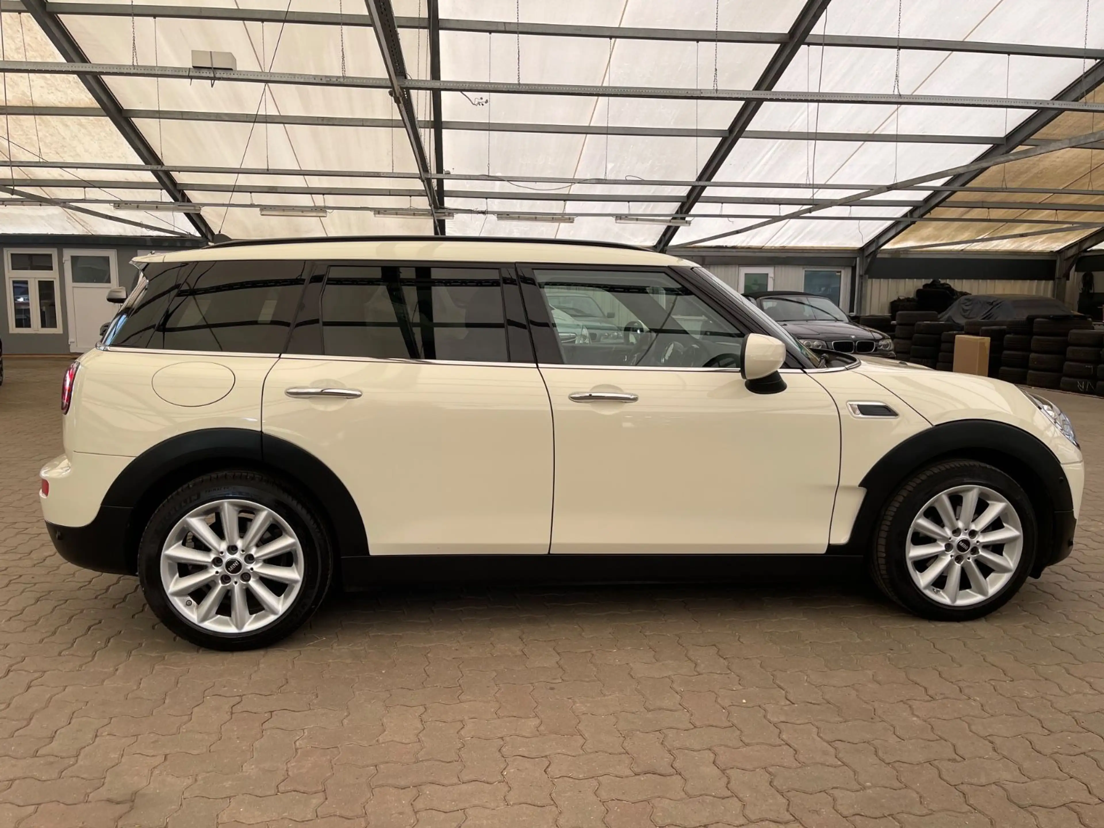 MINI One Clubman /Aut/Navi/LED/Apple CarPlay/24000Km — photo 9