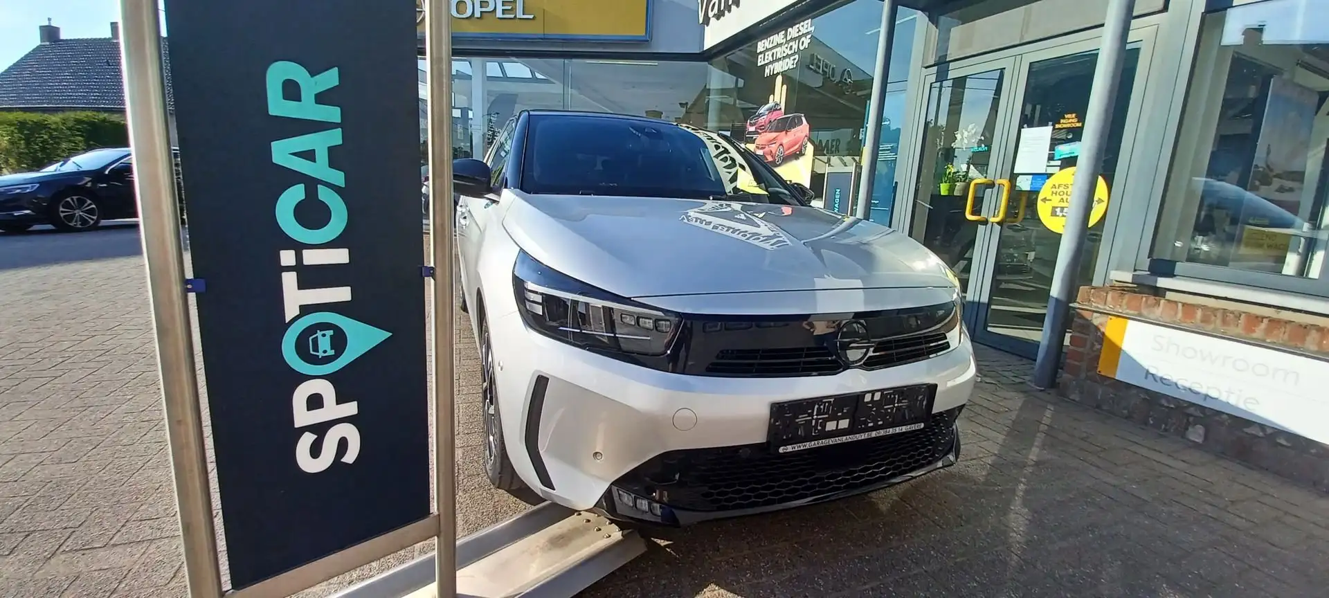 Opel Corsa 1.2 BENZINE Gris - 2