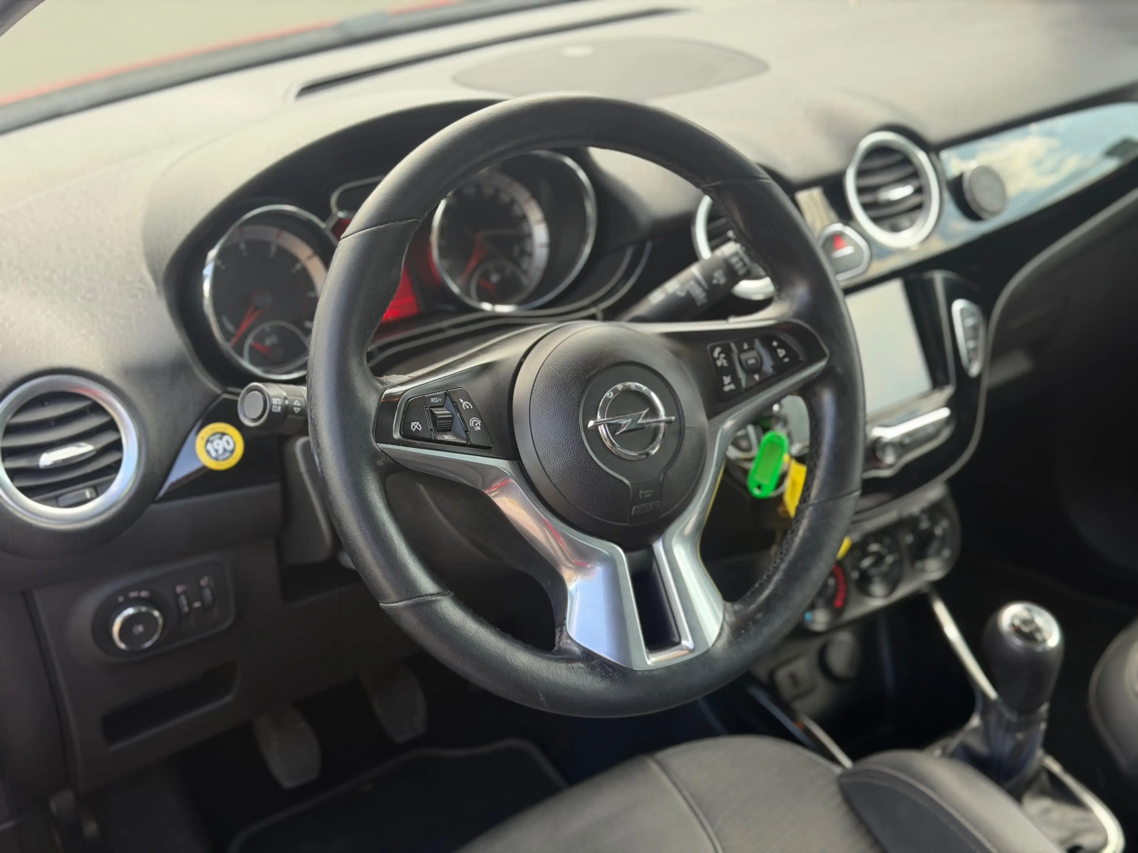Opel Adam 1,2 / Germany's next Topmodel / TÜV 03/28 — photo 9
