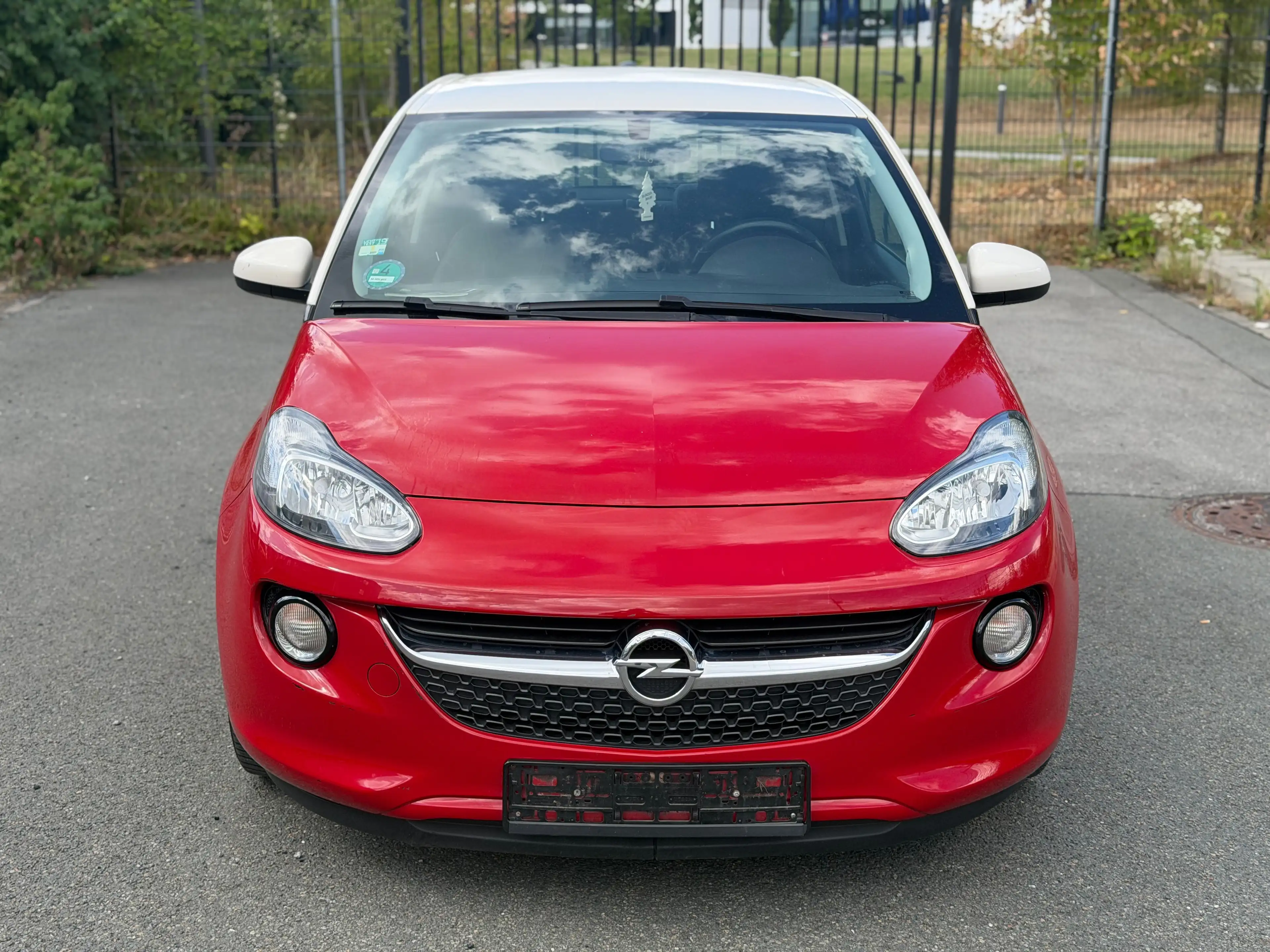 Opel Adam 1,2 / Germany's next Topmodel / TÜV 03/28 — photo 2