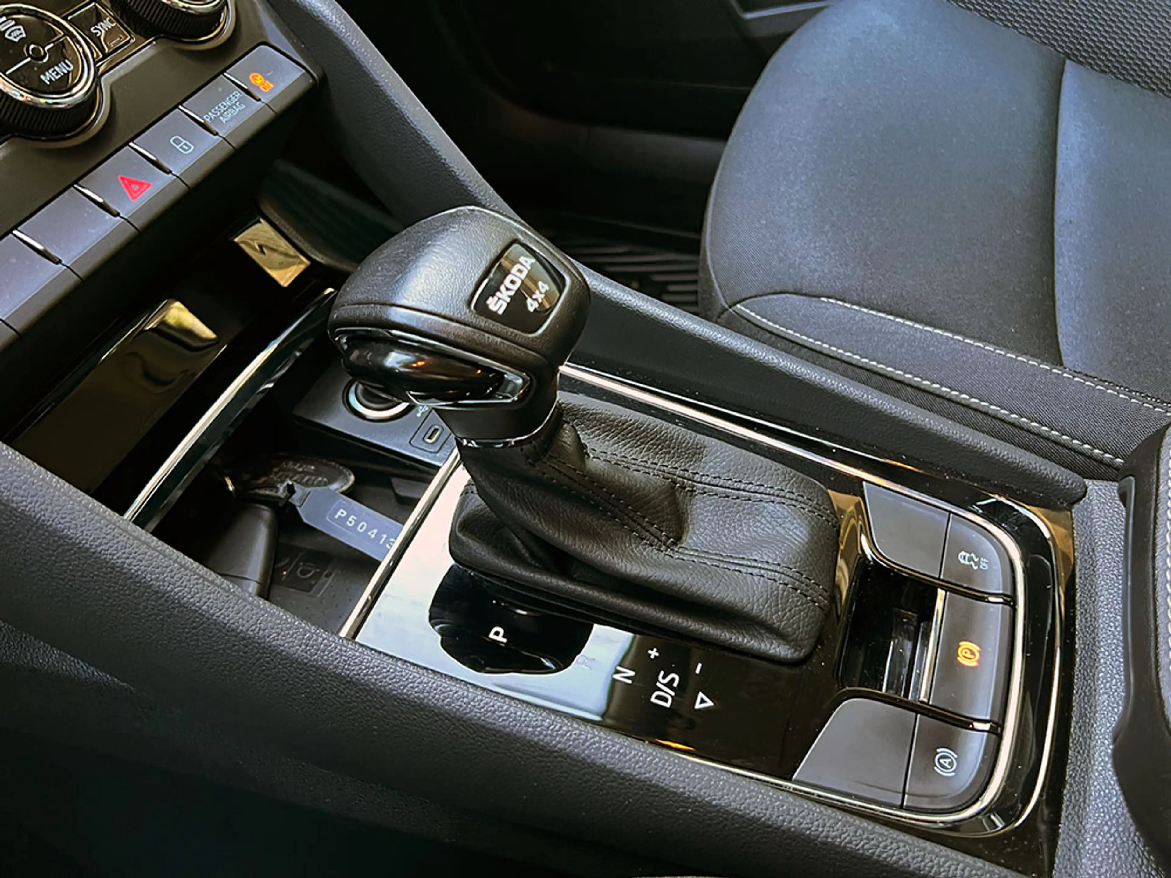 Skoda Karoq Karoq 2,0 TDI 4x4 DSG Ambition Ambition — photo 13