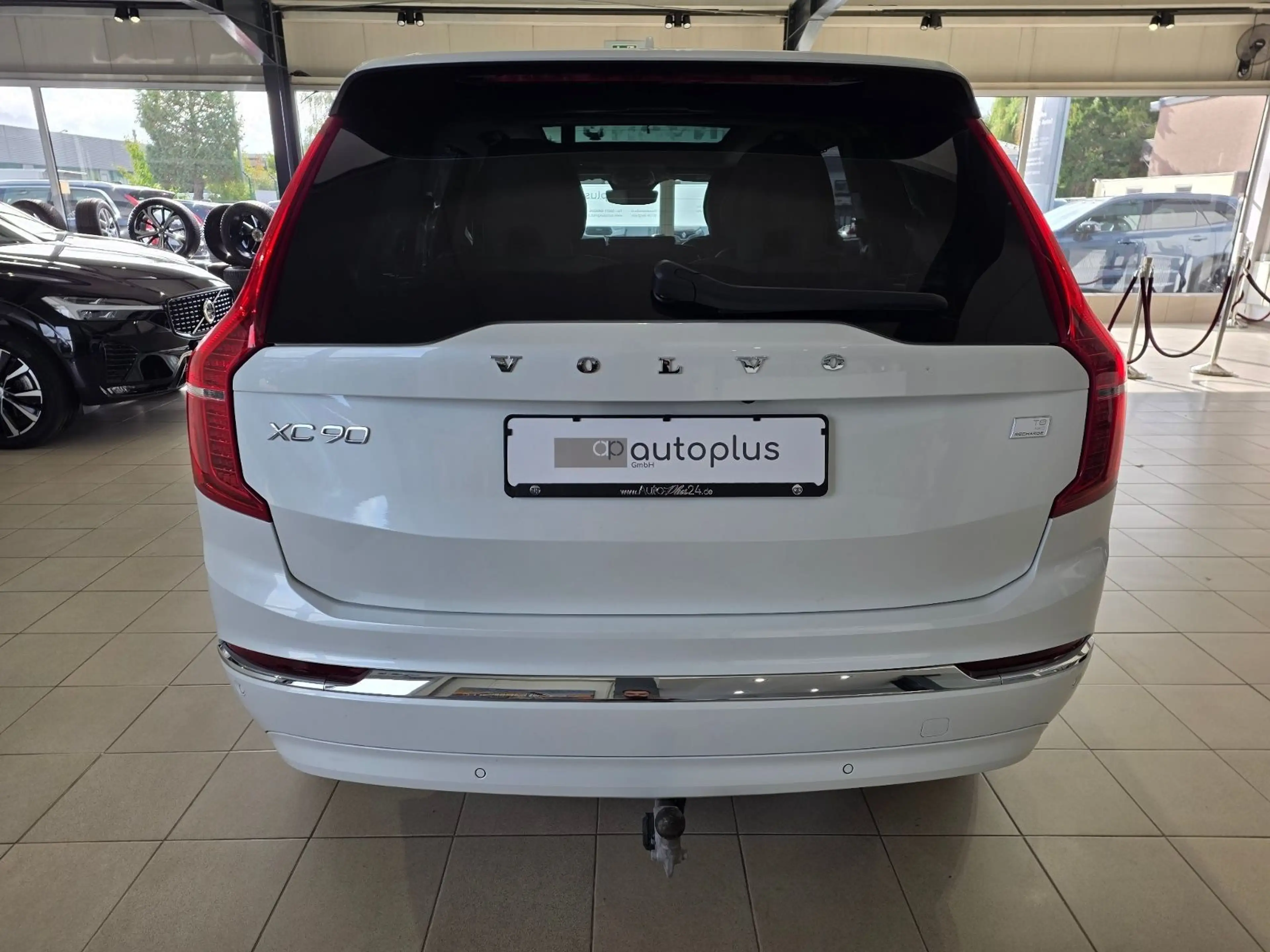 Volvo XC90 T8 Ultimate Bright Recharge AWD B&W Massage — photo 8