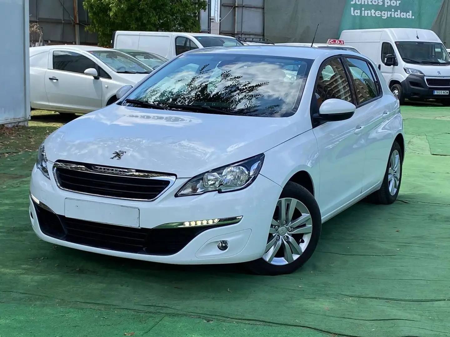 Peugeot 308 1.2 PureTech S&S Access 110 Blanco - 1