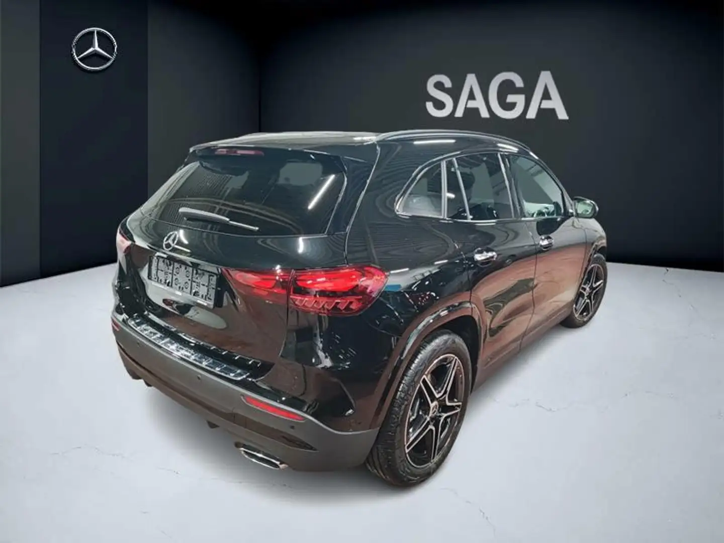 Mercedes-Benz GLA 180 Noir - 2