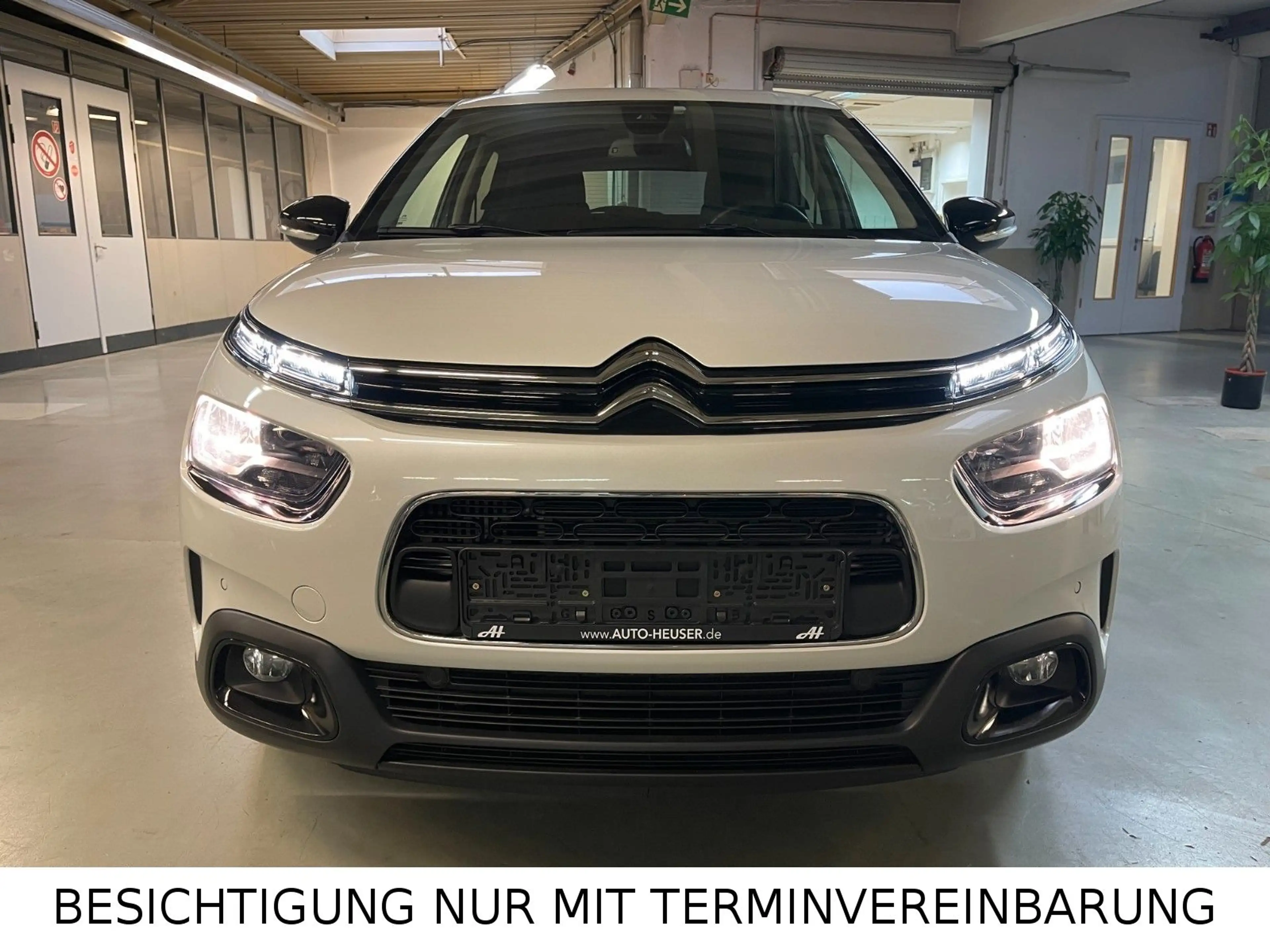 Citroen C4 Cactus Shine SPUR NAVI CARPLAY KEYLESS KAMERA — photo 8