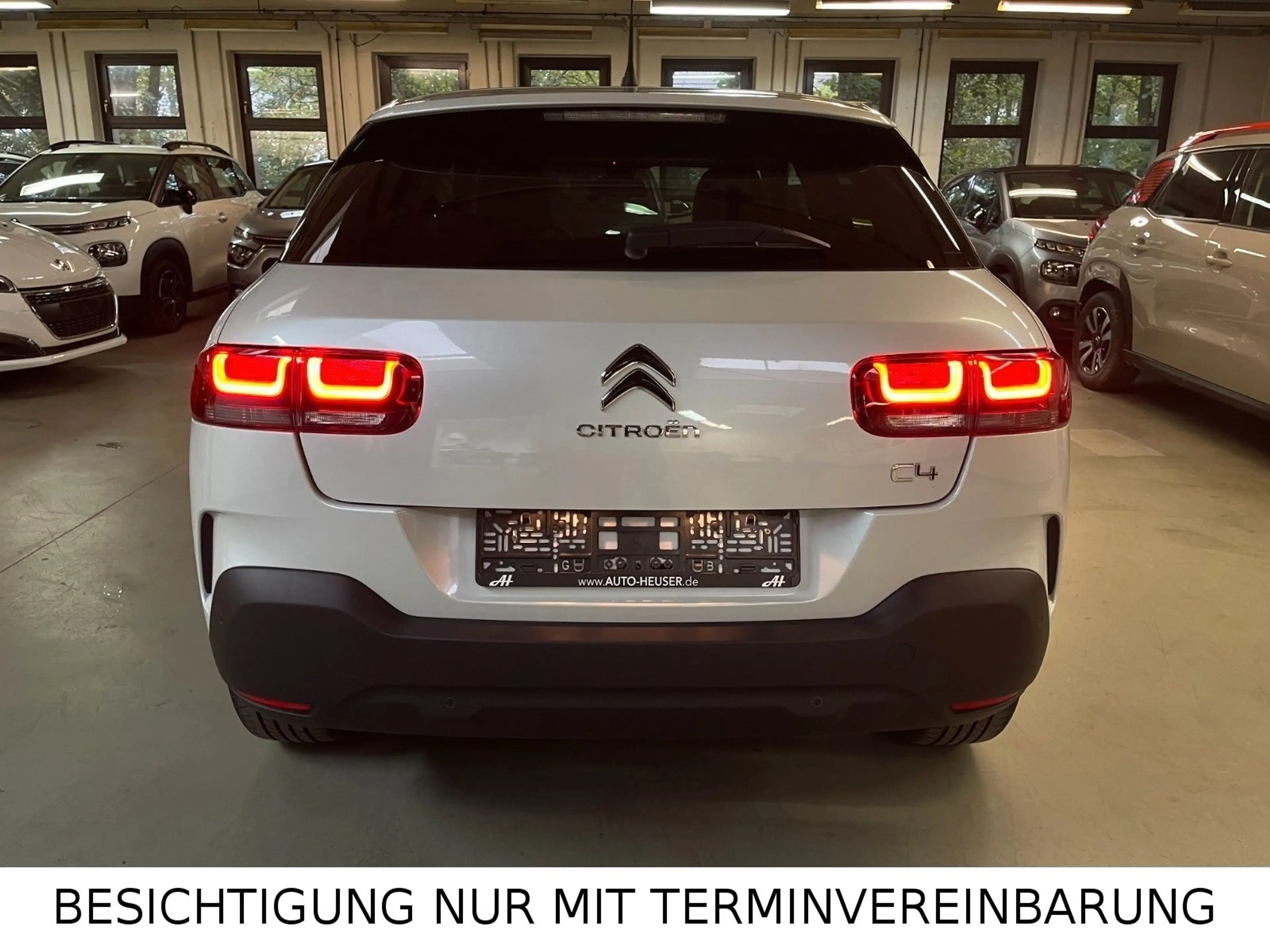 Citroen C4 Cactus Shine SPUR NAVI CARPLAY KEYLESS KAMERA — photo 4