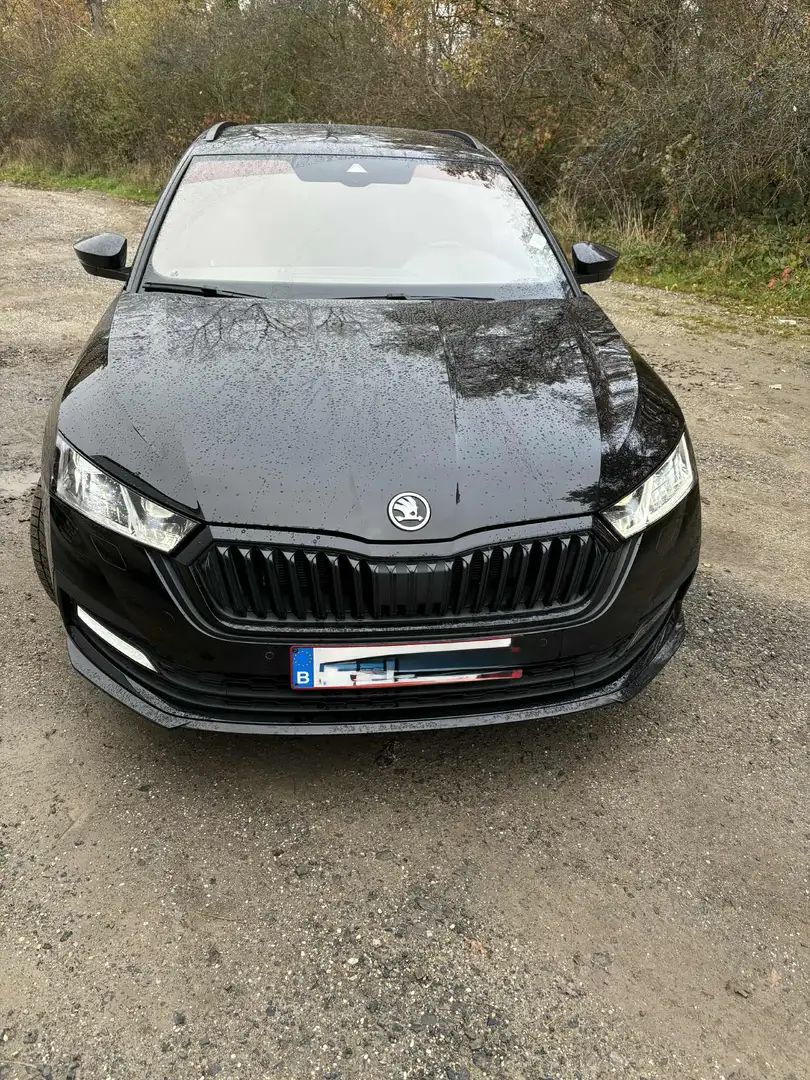 Skoda Octavia Octavia sportline 1,5 tsi m-HEV 110 kW Noir - 1