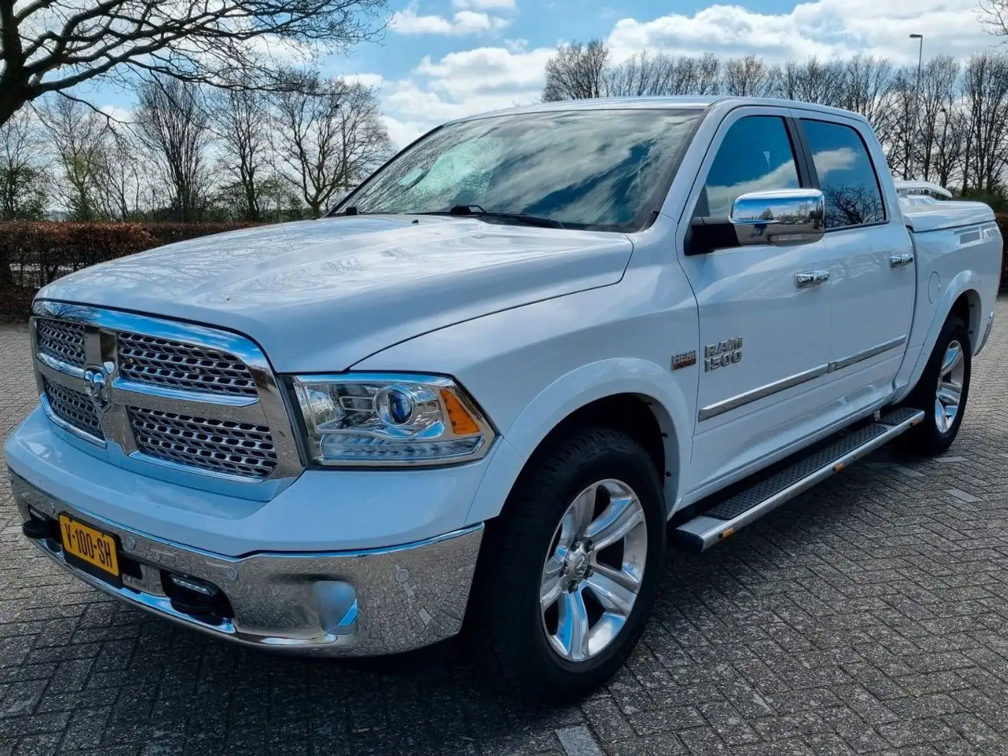 RAM 1500 1500 5.7 V8 4x4 CC 5'7 La Blanco - 1