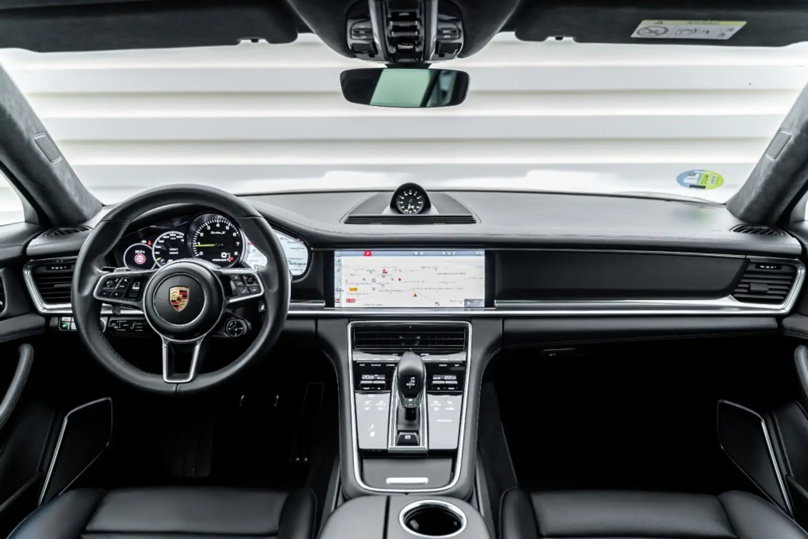Porsche Panamera Turbo S e-Hybrid Sport Turismo Gris - 2