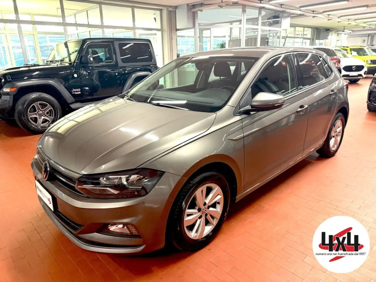 Volkswagen Polo 1.0 TSI Comfortline Auto. *49.000 Km* Grigio - 1