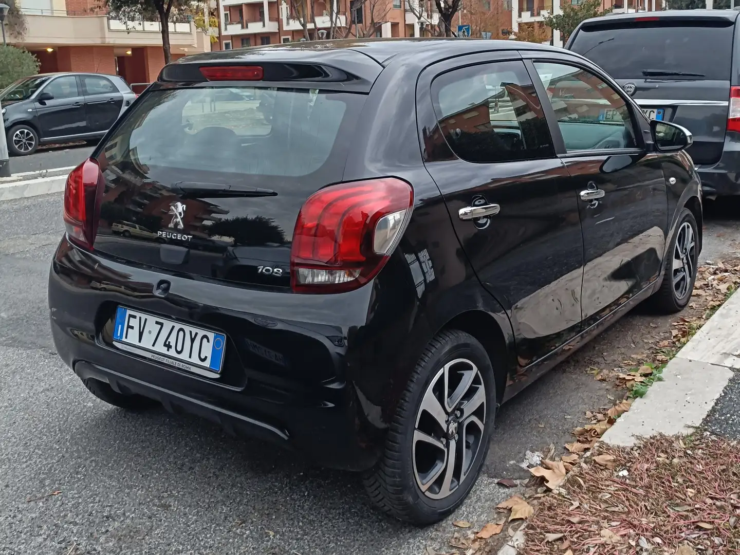 Peugeot 108 108 5p 1.0 vti Allure Nero - 1