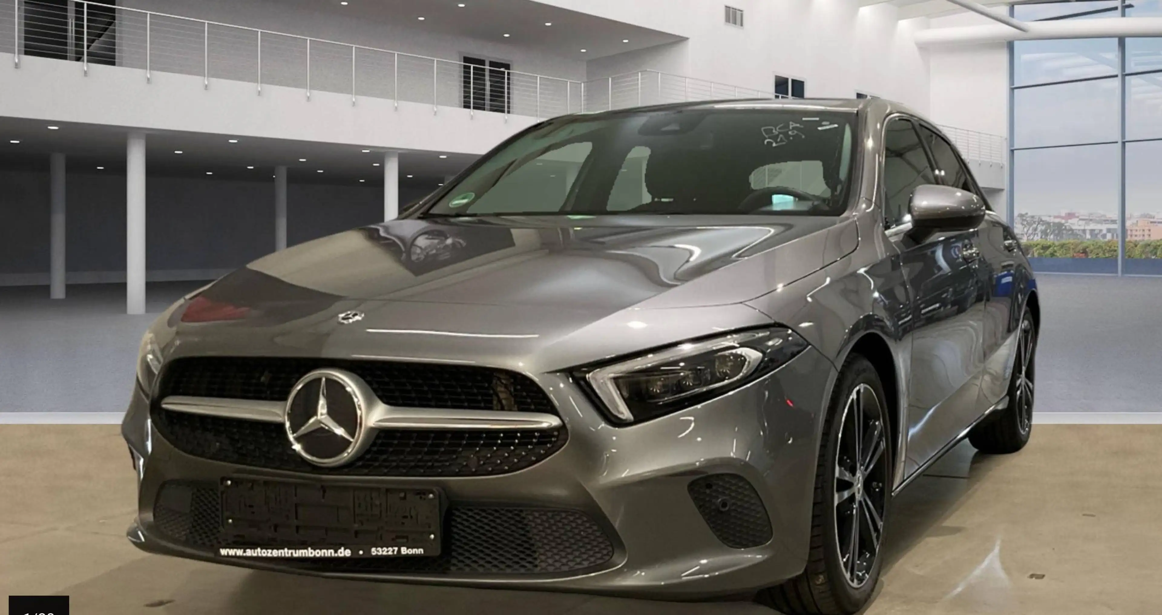 Mercedes-Benz A 200 A 200 MULTIBEAM-LED/T.LEDER/AMBIENTE/RÜCKFAHRKAMERA/TOTWINKEL-SPUR-PARK-ASSIST/TEMPOMAT