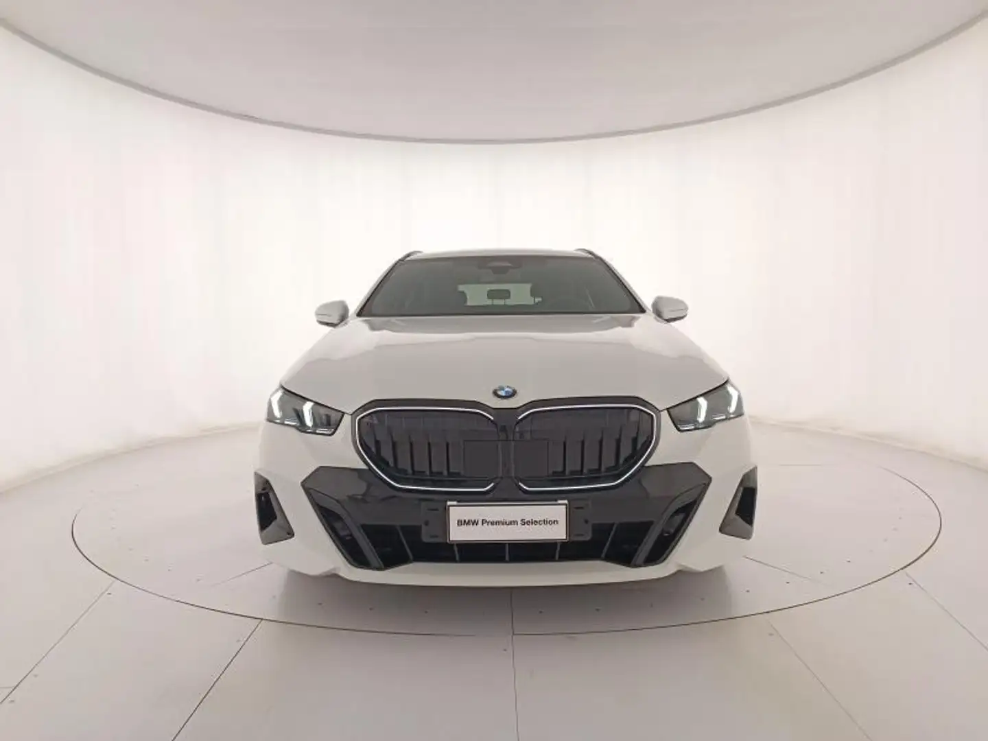 BMW 520 520d Touring 48V xdrive M Sport Pro auto Bianco - 2