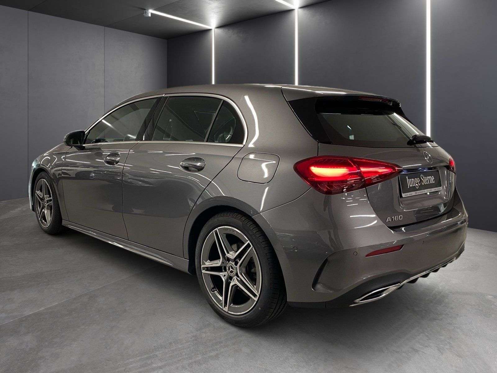 Mercedes-Benz A 180