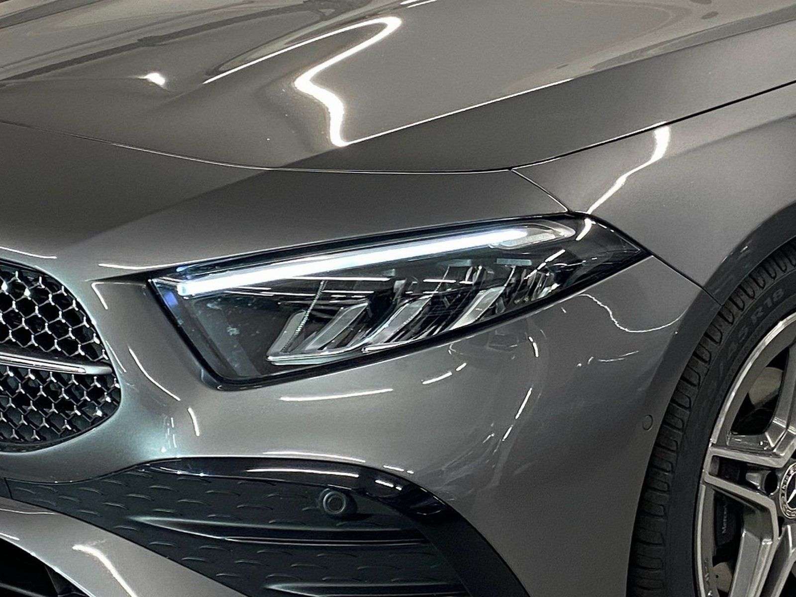 Mercedes-Benz A 180