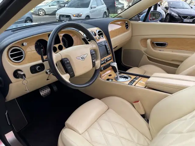 Bentley Continental view 15