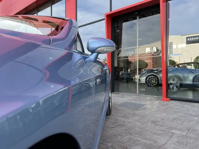 Bentley Continental view 12