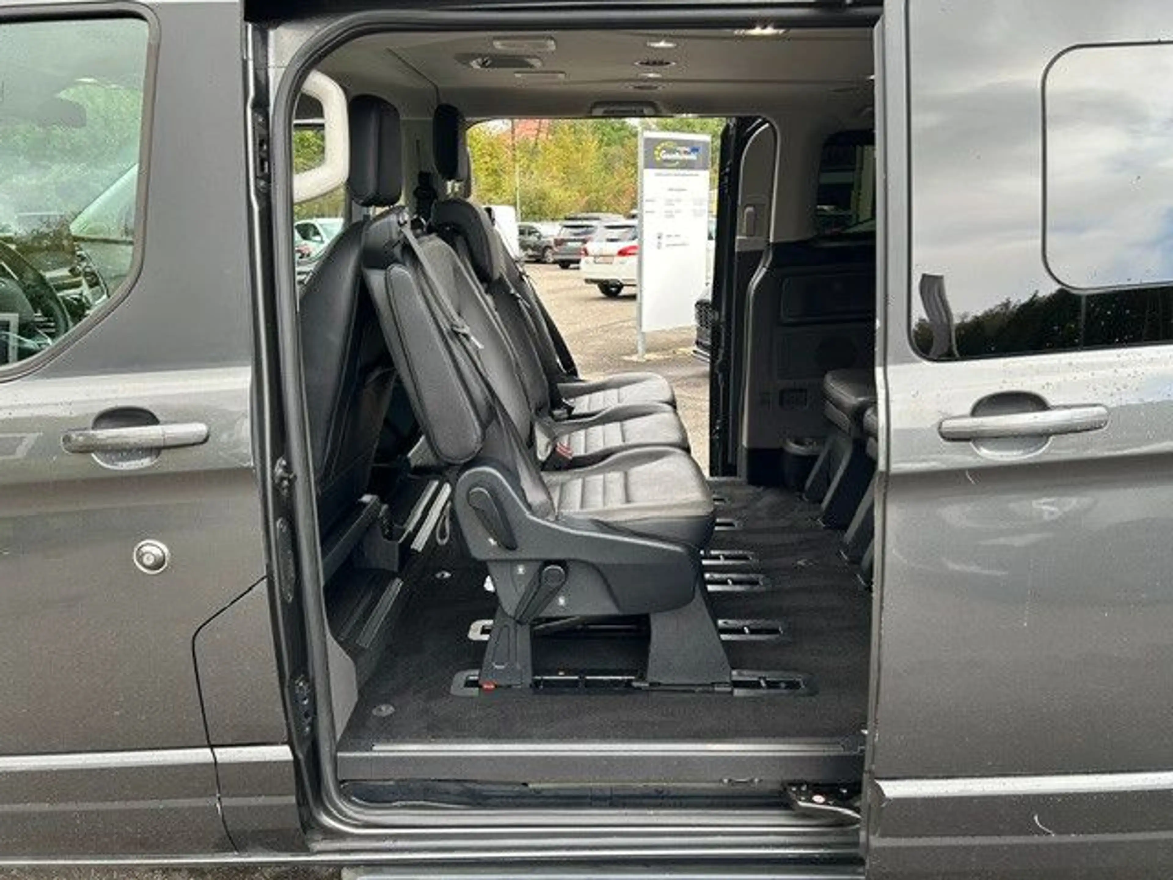 Ford Transit Tourneo Custom 310 L2 Tourneo Titanium 2.0 EcoBl — photo 13