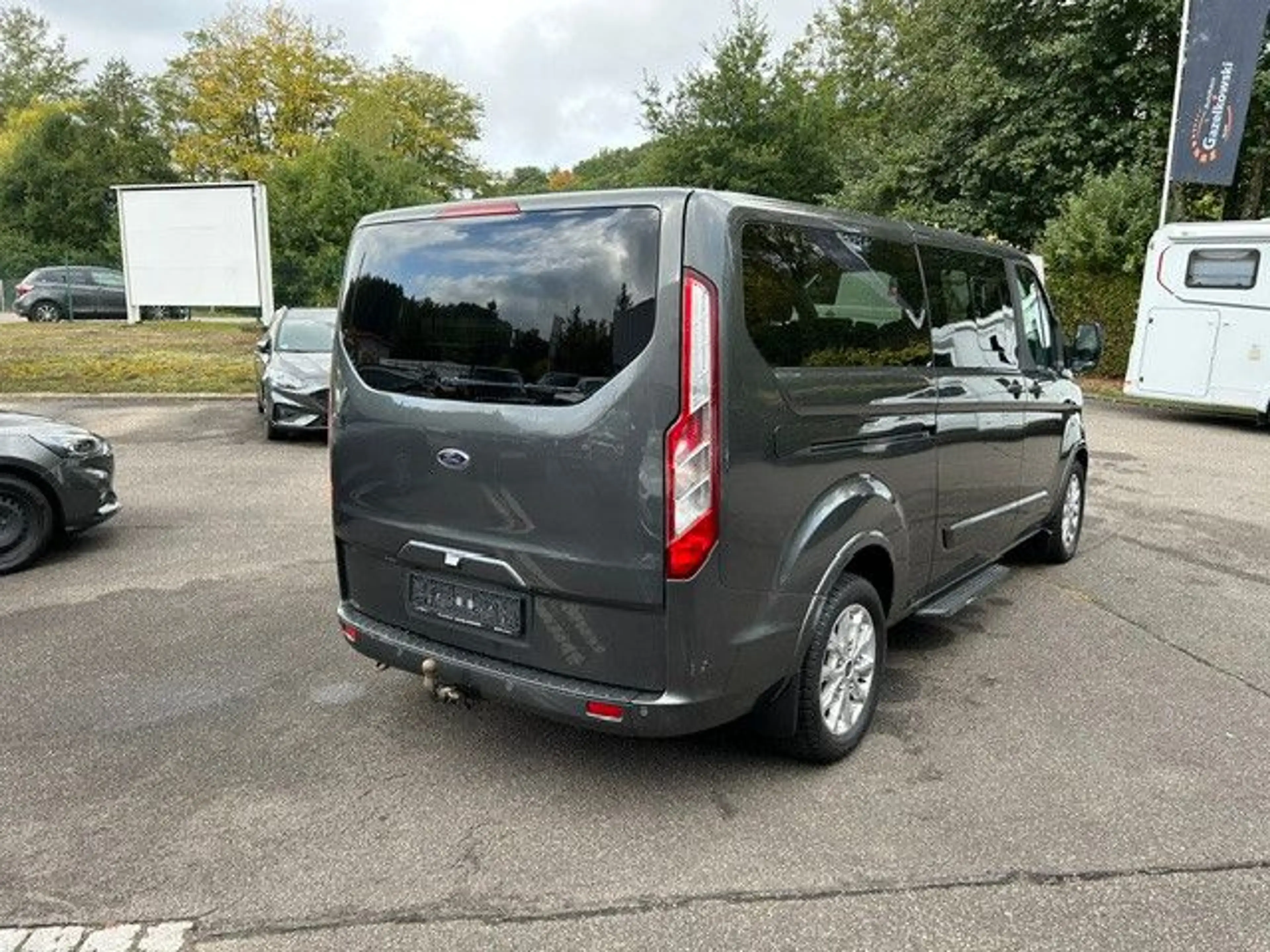 Ford Transit Tourneo Custom 310 L2 Tourneo Titanium 2.0 EcoBl — photo 5