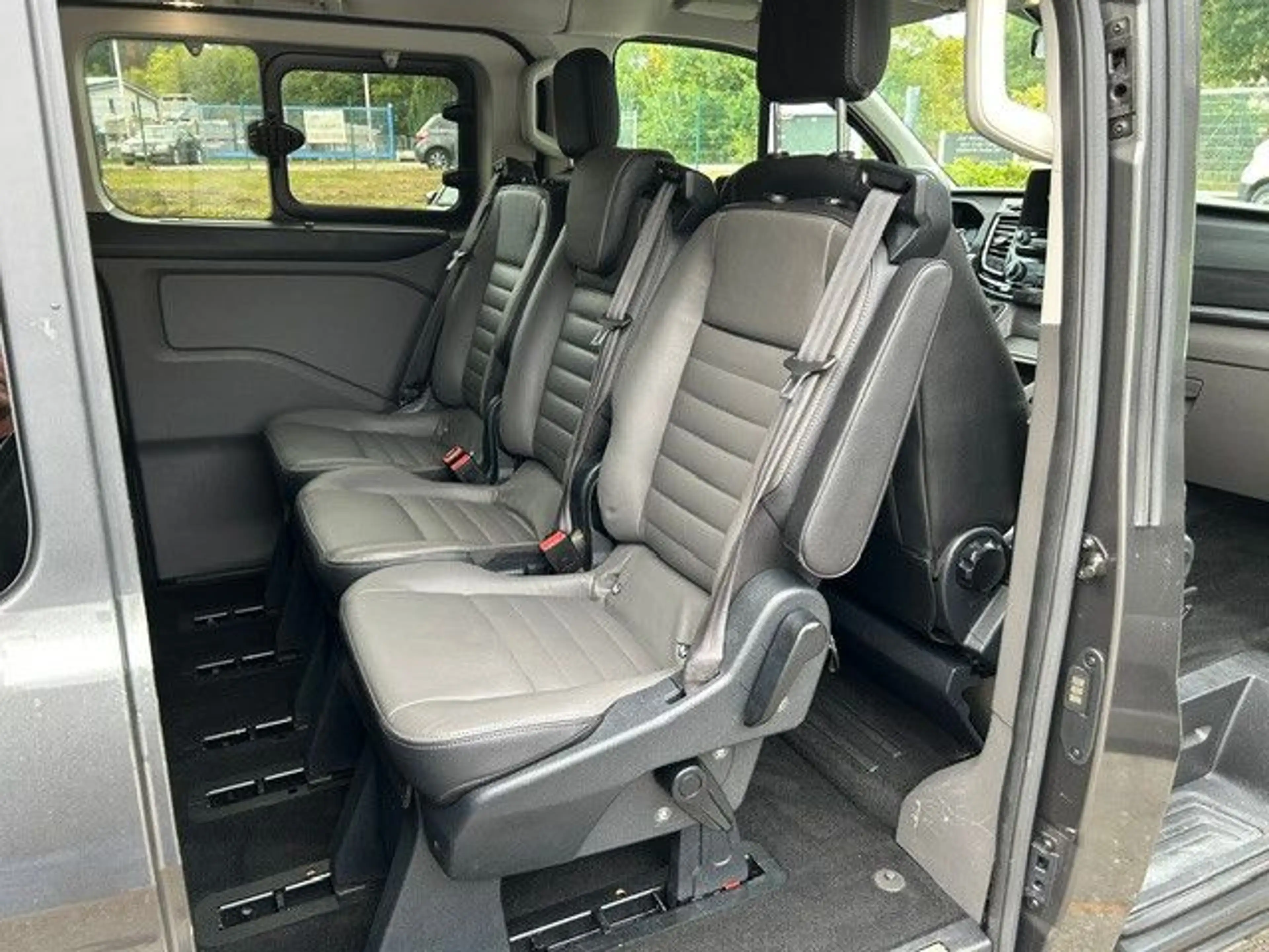 Ford Transit Tourneo Custom 310 L2 Tourneo Titanium 2.0 EcoBl — photo 10